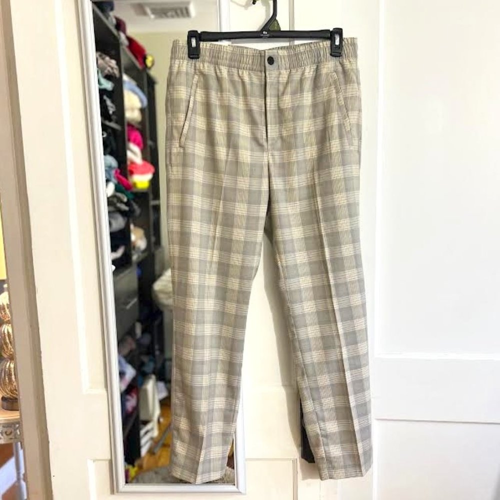 NWT H&M Men's Plaid Straight Leg Pants in Gray - Size M